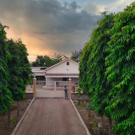 Kilimanjaro Country House Moshi Extérieur photo