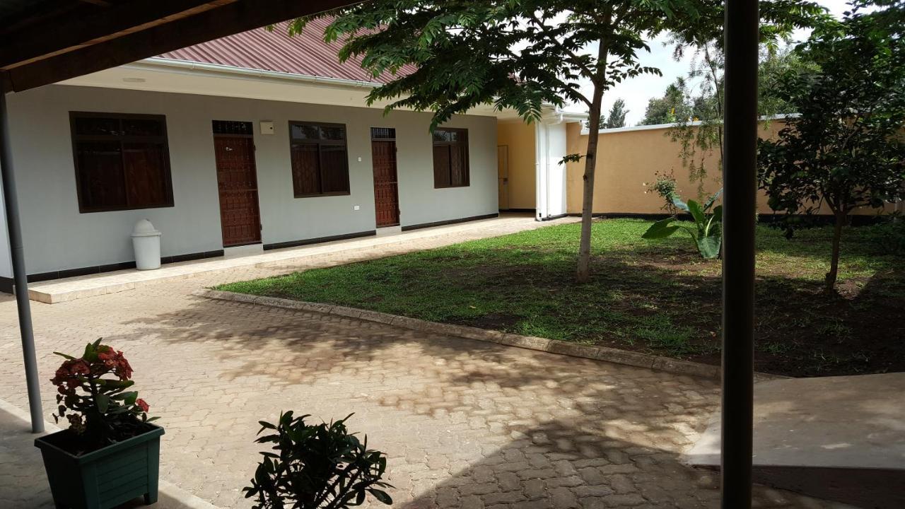 Kilimanjaro Country House Moshi Extérieur photo