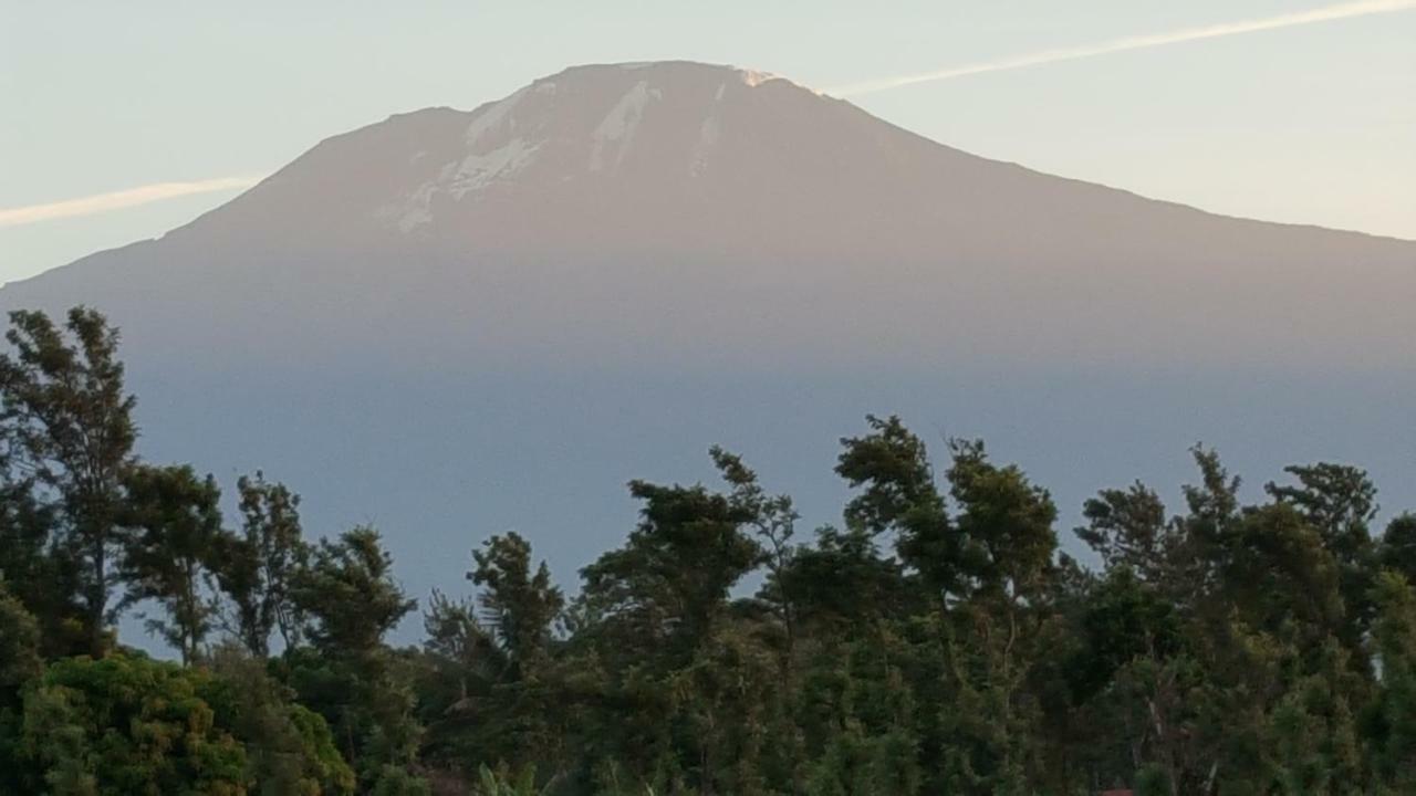 Kilimanjaro Country House Moshi Extérieur photo
